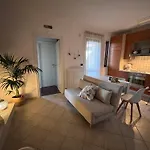 דירה Little House לצ'ה